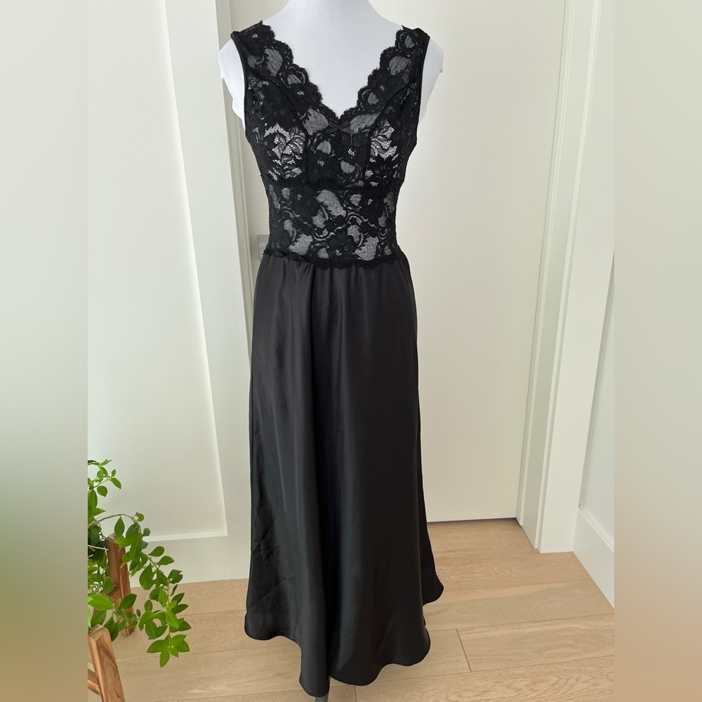 VINTAGE Unmentionables Lace Bodice Satin Skirt Maxi Nightgown Romantic Coquette